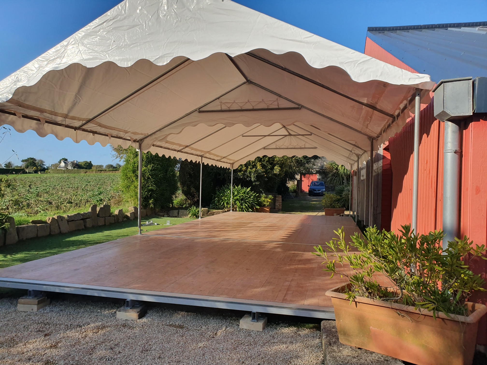 Barnum 60m² avec plancher (montage inclus, livraison en sus) – Image 6